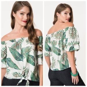 Off the Shoulder - Like New - Blouse with Palms